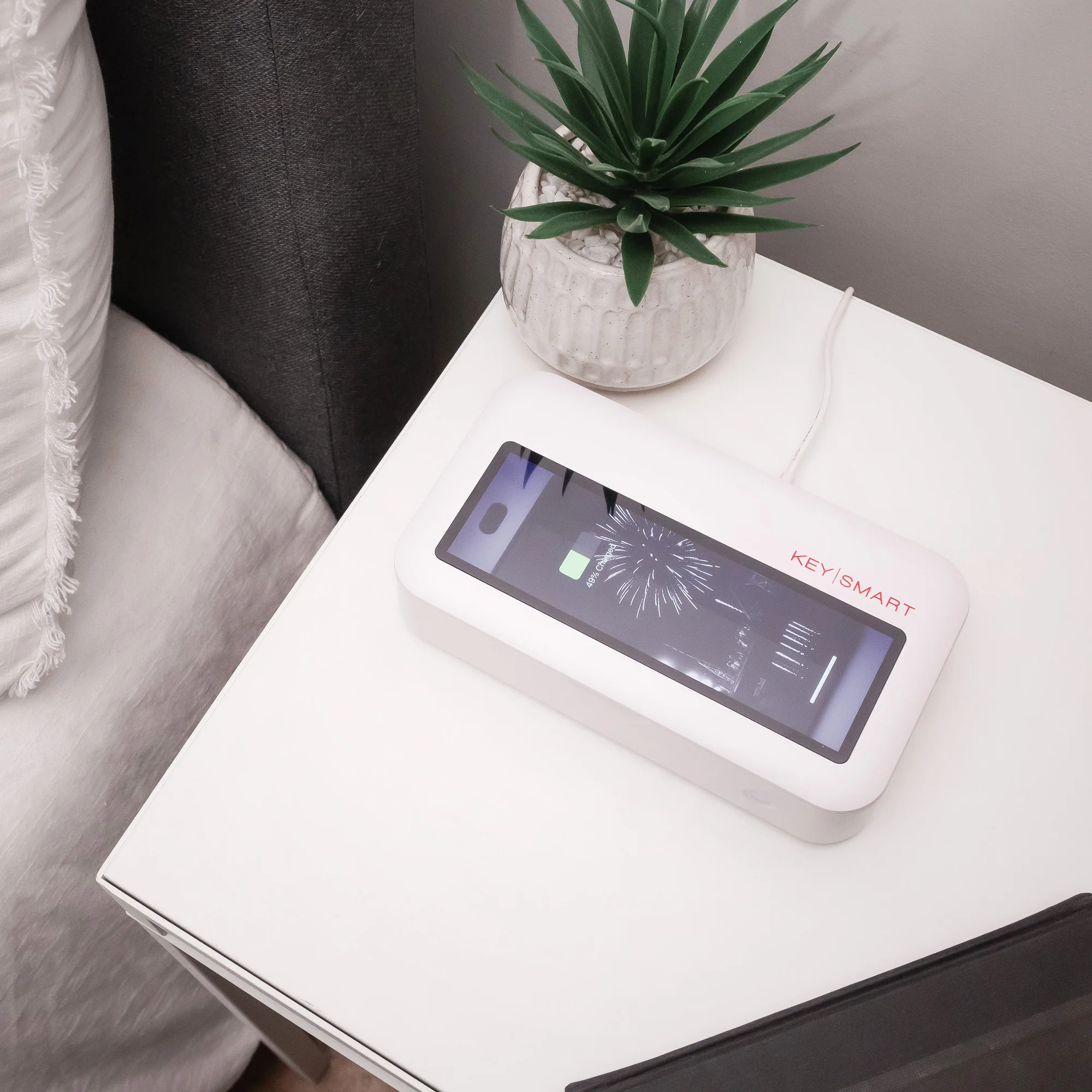 CleanTray Charge | Quickly Kills 99.99% of Germs | Built-in Wireless Charger